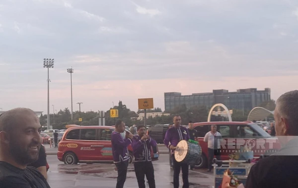 Azərbaycanın yeniyetmə cüdoçuları Xorvatiyadan Vətənə qayıdıblar - FOTO