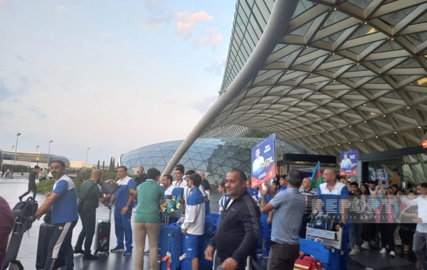 Azərbaycanın yeniyetmə cüdoçuları Xorvatiyadan Vətənə qayıdıblar - FOTO