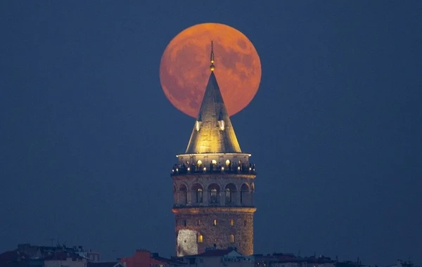 Ən böyük Super Ay İstanbulda belə göründü - FOTO
