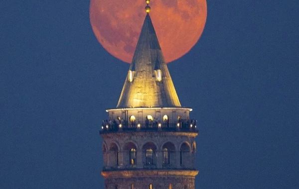 Ən böyük Super Ay İstanbulda belə göründü - FOTO