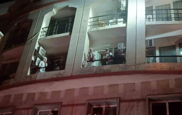 İstanbulda hoteldə yanğın: 40 nəfər... - FOTO