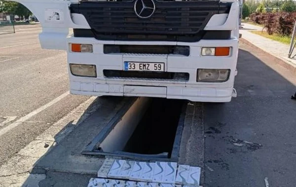 За нарушение границы Азербайджана были задержаны 53 иностранца, в том числе один гражданин Армении - ФОТО