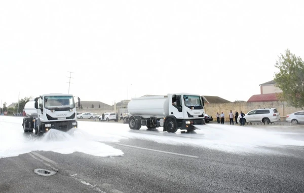 Bu gün Bakının 554 küçəsi yuyuldu - FOTO