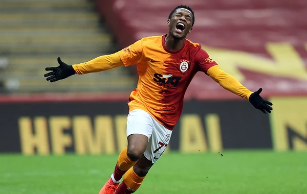 “Sabah”dan növbəti səs-küylü transfer: Sabiq “Qalatasaray”lı ilə anlaşma əldə edildi