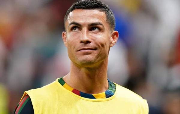 İki iş adamı Ümrə ziyarətinə getdikləri Səudiyyədə Ronaldonu izlədikləri üçün saxlanıldı - FOTO