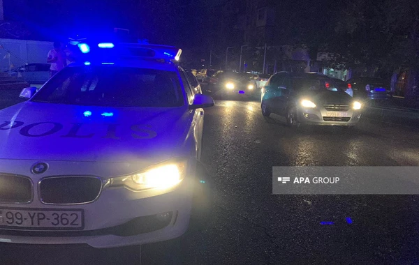 В Баку мужчина похитил автомобиль бывшей супруги и въехал в магазин - ОБНОВЛЕНО + ВИДЕО