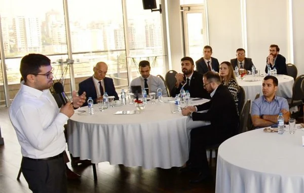“AzInTelecom” jurnalistlər üçün təlim keçirdi - FOTO