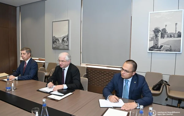 Ceyhun Bayramov Rusiya xarici işlər nazirinin xüsusi nümayəndəsi ilə Azərbaycan və Ermənistan arasında sülh prosesini müzakirə edib - FOTO