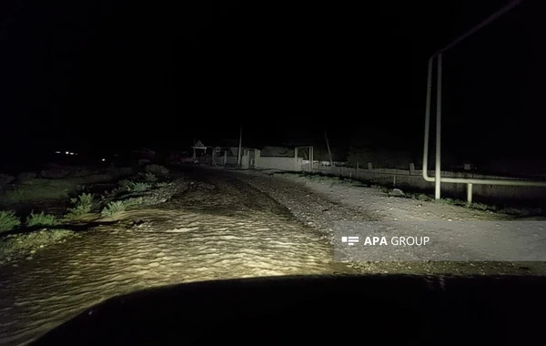 Goranboya güclü yağışdan sonra sel gəlib - FOTO