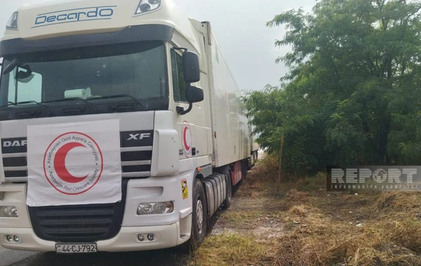 Azərbaycan Qızıl Aypara Cəmiyyətinin göndərdiyi un dolu TIR-lar 12 gündür Ağdam-Xankəndi yolunda gözləyir - FOTO