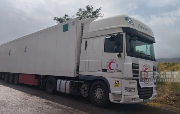 Azərbaycan Qızıl Aypara Cəmiyyətinin göndərdiyi un dolu TIR-lar 12 gündür Ağdam-Xankəndi yolunda gözləyir - FOTO