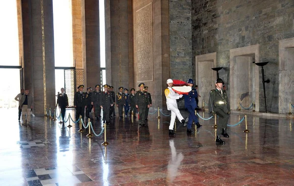 Azərbaycan Ordusunun Baş Qərargah rəisi türkiyəli həmkarı ilə görüşüb - FOTO