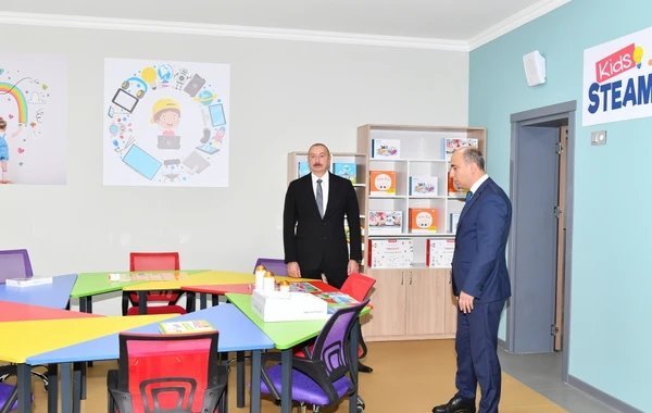 İlham Əliyev Xırdalan şəhər 11 nömrəli tam orta məktəbin yeni binasının açılışında iştirak edib - FOTO - YENİLƏNİB
