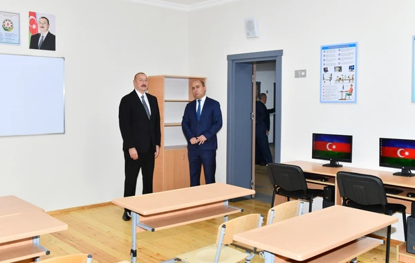 İlham Əliyev Xırdalan şəhər 11 nömrəli tam orta məktəbin yeni binasının açılışında iştirak edib - FOTO - YENİLƏNİB