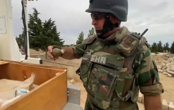 Qəbiristanlıqdan tapança və qumbara tapıldı - FOTO/VİDEO