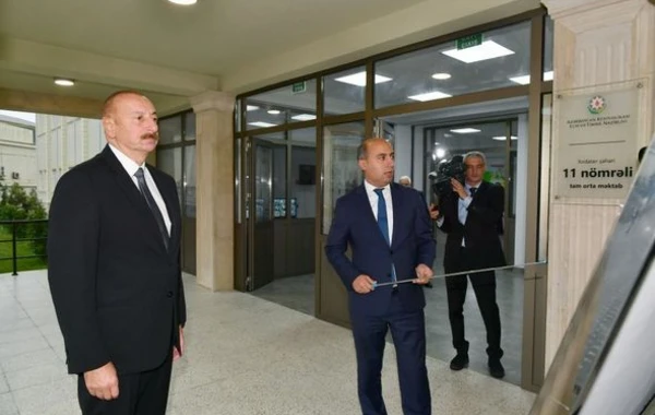 Президент Азербайджана принял участие в открытии нового здания полной средней школы №11 города Хырдалан - ФОТО