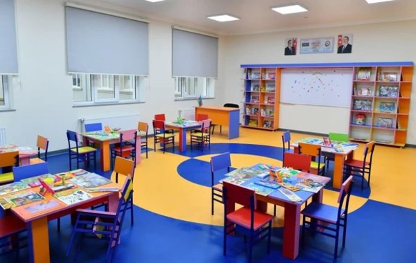 Президент Азербайджана принял участие в открытии нового здания полной средней школы №11 города Хырдалан - ФОТО
