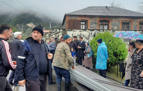 Balakəndə dolu nəticəsində ziyan dəyən evlər bərpa olunur - FOTO