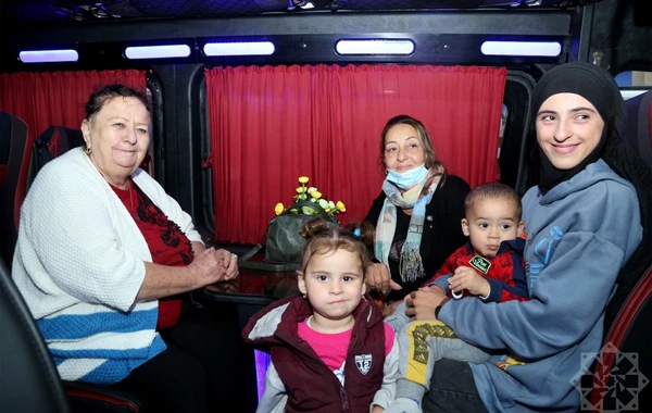 Daha 123 nəfər doğma yurda yola salınıb - FOTO