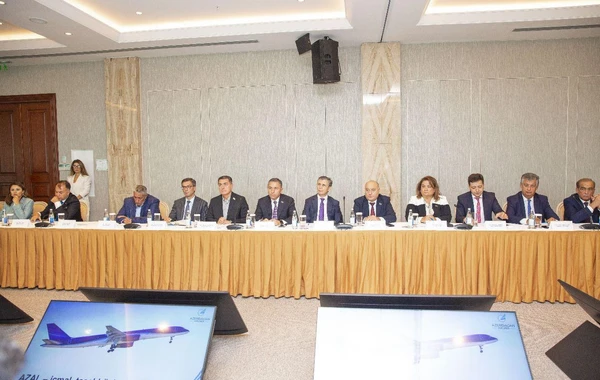 AZAL рассказал депутатам о положительных изменениях в ближайшем будущем
