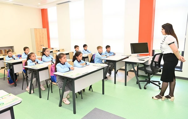 Füzulidə 30 ildən sonra ilk tədris ilinin zəngi çalınıb - FOTO