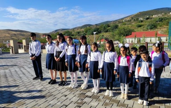 Şəhid anası Talış kəndinə direktor təyin olundu - FOTO