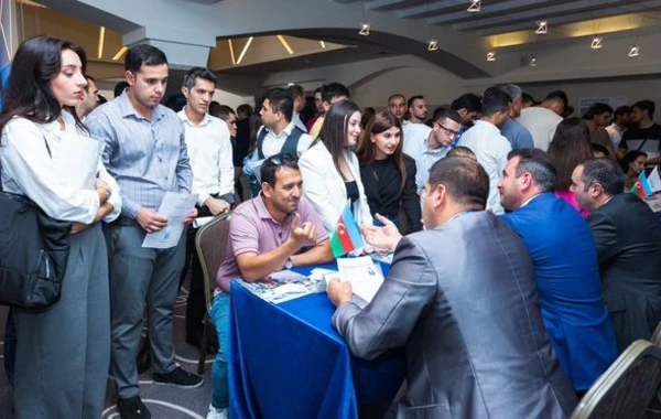 AZAL Career Day открывает новые возможности для будущих специалистов - ФОТО