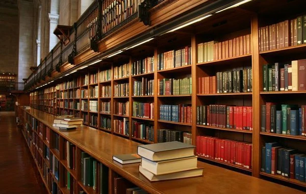 Həyat ekrandan böyükdür: Bakıda Beynəlxalq Kitab Sərgisi necə keçir?