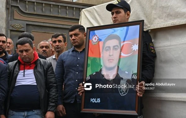 Прошла церемония прощания с полицейским Сеймуром Махмудовым - ОБНОВЛЕНО + ФОТО