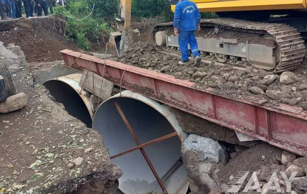 В Астаре восстановлено движение автотранспорта на участке, где расположен поврежденный мост - ФОТО