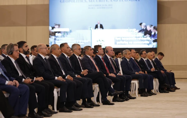 BP və Azərbaycan İnvestisiya Şirkəti arasında Qoşulma Sazişi imzalanıb - FOTO