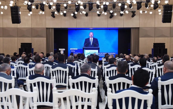 Министр: Направление нефтегазовых доходов на диверсификацию экономики увеличивает нашу мощь - ФОТО