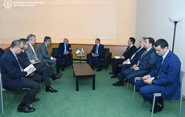 Azərbaycan-Əlcəzair siyasi, iqtisadi münasibətlərinin inkişaf perspektivləri müzakirə edilib - FOTO