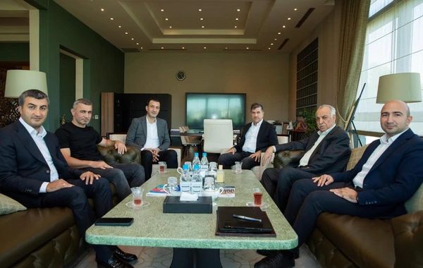 Abdolbari Gozal "Qarabağ"ı təbrik edib