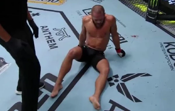 Azərbaycan MMA döyüşçüsü Rafael Fiziyev UFC-dəki döyüşündə zədələndi - VİDEO