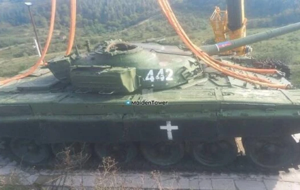 Albert 31 il Şuşanın girişində qalan tankı necə vurub? - Başa düşürdüm ki