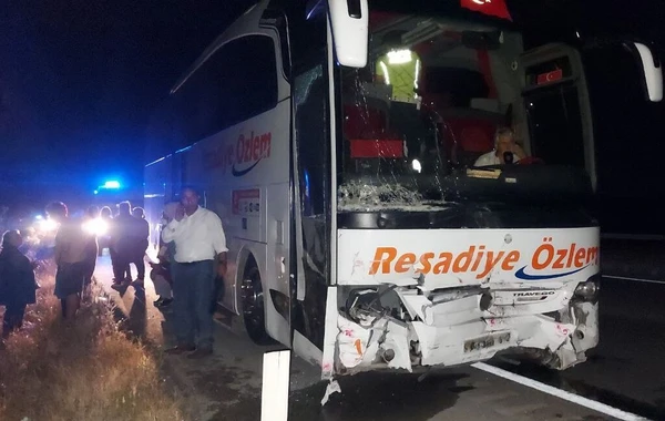 Türkiyədə ağır qəza: Ölənlər var - FOTO