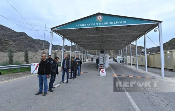 “Laçın” sərhəd-buraxılış məntəqəsindən erməniəsilli şəxslərin sərbəst keçidi təmin olunur - FOTO
