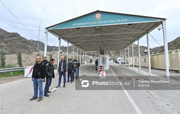 “Laçın” sərhəd-buraxılış məntəqəsindən erməniəsilli şəxslərin sərbəst keçidi təmin olunur - FOTO