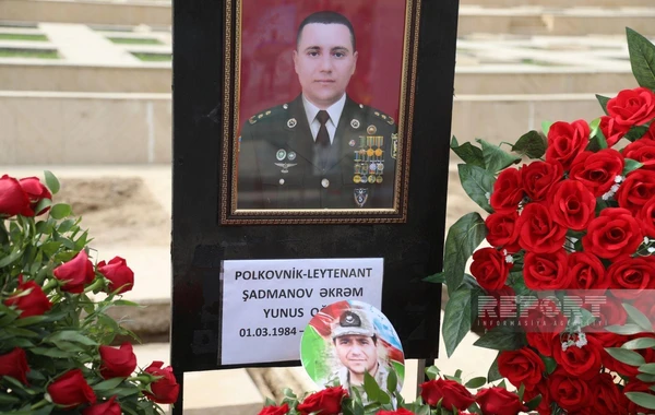 На II Аллее шехидов состоялись похороны полковник-лейтенанта, погибшего в результате минного террора - ФОТО