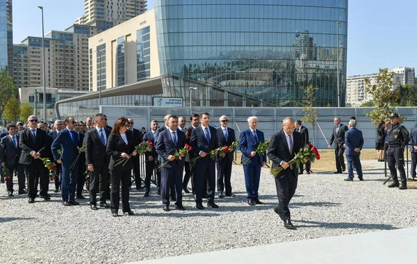 İqtisadiyyat Nazirliyinin kollektivi Zəfər Parkında olub - FOTO
