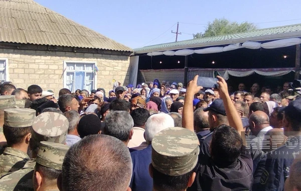 30 il əvvəl Füzulidə itkin düşən hərbçi Salyanda dəfn edilib - FOTO