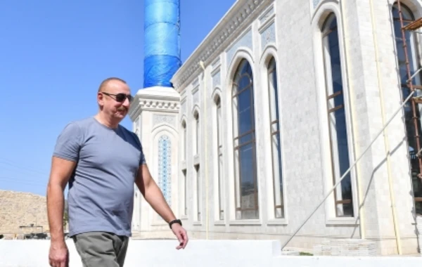 Ильхам Алиев ознакомился с работами, проводимыми в Зангиланской городской мечети - ФОТО