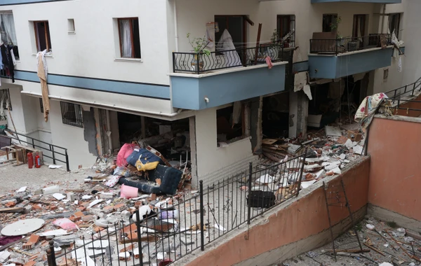 Türkiyənin paytaxtında güclü partlayış: Ölən var - FOTO/VİDEO