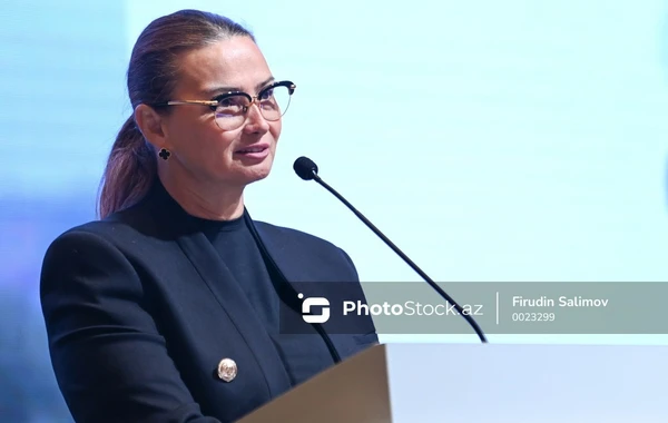 İlham Əliyev və Mehriban Əliyeva Qənirə Paşayevanın vəfatı ilə əlaqədar nekroloq imzalayıblar