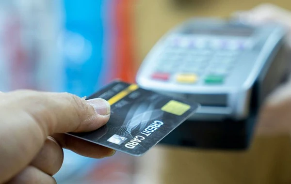 POS-terminallar niyə azalır? İş adamlarının yeni fırıldaqçılıq üsulu