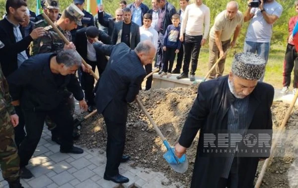 Состоялись похороны Эльмара Мамедова, без вести пропавшего во время I Карабахской войны - ОБНОВЛЕНО + ФОТО