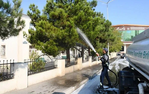 Bu gün Bakının 547 küçəsi yuyulub - FOTO