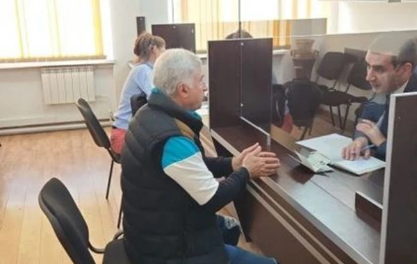 Сотрудники миграционной службы и Минтруда приступили к работе в Карабахском экономическом районе - ФОТО