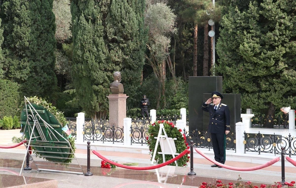 Prokurorluq orqanlarının xidməti fəaliyyətdə fərqlənən əməkdaşları mükafatlandırılıb - FOTO